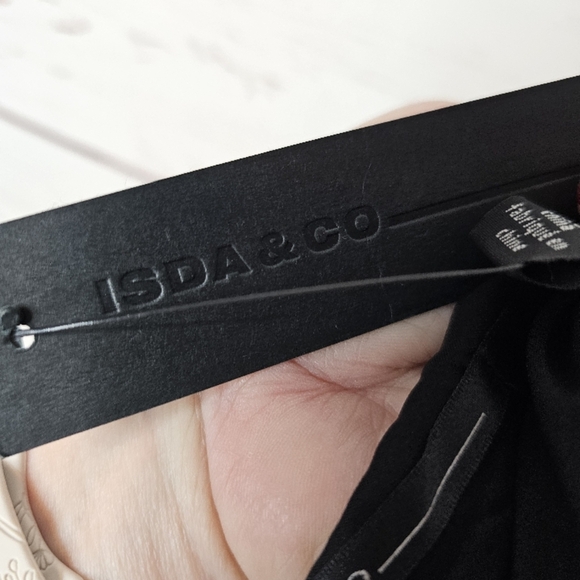 Isda & Co Scalloped Hem Black Lace Pencil Skirt - Picture 8 of 13